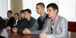 Десять студентов будут получать стипендию мэра Биробиджана Владимир Иващенко