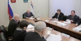 178 человек в ЕАО мечтают стать чиновниками http://www.eao.ru/Images/News_reg/2011/news_131211.jpg