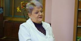 ПЗаслуженный работник культуры РФ Надежда Желудкова агитирует з профессию режиссера Владимир Иващенко