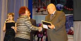 Анатолий Тихомиров наградил большую группу тосовцев Владимир Иващенко