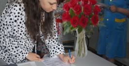 В день защиты детей полноправными гражданами России стали 12 новорожденных Биробиджана ЗАГС