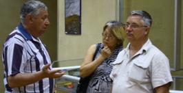 Председатель областного общества фотоискусства Ефим Вепринский и экологи Ирина и Василий Г Владимир Иващенко