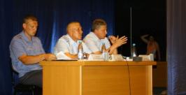 Слово предоставили Андрею Пархоменко  Владимир Иващенко