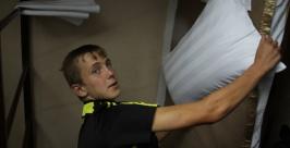 Единственная смена в венно-спортивном лагере Витязь в Биробиджане завершилась   http://www.gazetaeao.ru/gazetiy/birobidjaner-shtern/3114296-08.08.2012/kak-otdiyhauyt-vityazi.html