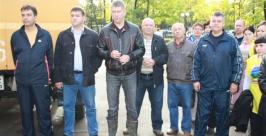 Первыми на экологическую вахту заступили муниципальные и государственные служащие Владимир Иващенко
