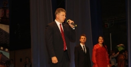 На педагогов Биробиджана &quotобрушился град&quot наград   Владимир Иващенко