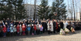 Митинг, посвященный 105-летию Героя Советского Союза Иосифа Бумагина, прошел в Биробиджане Владимир Иващенко