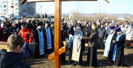 На месте строительства православного храма в Биробиджане освящен крест Владимир Иващенко
