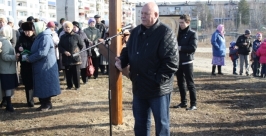С поздравлений начал свое выступление Анатолий Тихомиров Владимир Иващенко