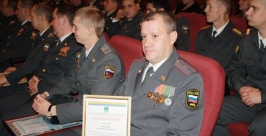 Сотрудники полиции принимали поздравления в Биробиджане Владимир Иващенко