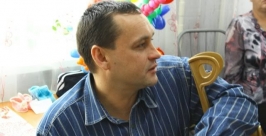 Председатель областного общества инвалидов Александр Кушнарев Владимир Иващенко