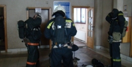 С учебным пожаром в знании Ростелекома в Биробиджане спасатели справились за 30 минут пресс-служба ГУ МЧС России по ЕАО 