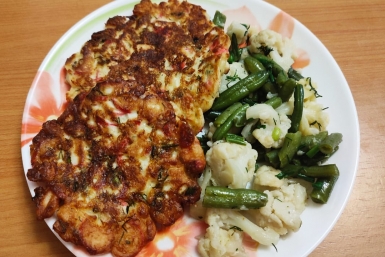 Нежные котлетки из крабовых палочек: быстро, дешево и очень вкусно