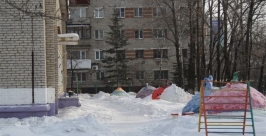 Городок Смешариков построили под окнами детского сада №39 в Биробиджане Владимир Иващенко