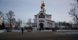 Строительство вертепа продолжается возле храма в Биробиджане Владимир Иващенко 