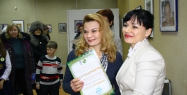 Дети улыбаются спорту в музее современного искусства Биробиджана (1) Владимир Иващенко