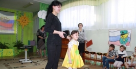Праздничный утренник в детском саду №45 Владимир Иващенко