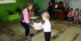 Праздничный утренник в детском саду №45 Владимир Иващенко