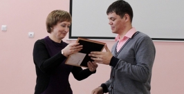 церемония награждения победителей и призеров конкурса фоторабот  пресс-служба областного парламента 