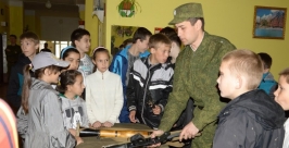 Юные активисты самоуправления прошли курс молодого бойца Из архива РИА ЕАОmedia