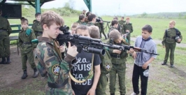 Юные воспитанники познакомились с вооружением современной армии Сайт Биробиджанской епархии