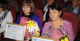 Муниципальные власти Биробиджана поздравили Дом ветеранов с 15-летием корр. ИА ЕАОmedia
