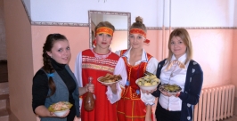 Фестивалем дружбы народов отметили День народного единства школьники г. Облучья ЕАО Ульяна Мунгалова