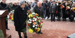 Памятник воинам-интернационалистам открыт в Биробиджане Владимир Иващенко