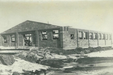 Строительство обозного завода в г. Биробиджане. 1930–е гг. Госархив ЕАО