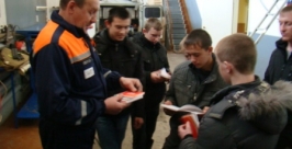 Экскурсией в МЧС ЕАО поощрили лучших учащихся Известковского спецучилища Пресс-служба ГУ МЧС России по ЕАО 