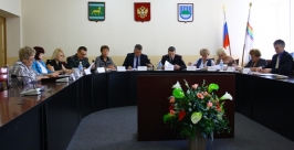 Беспокойство властей вызывает обстановка на оптовой базе по ул. Брянской в Биробиджане  Владимир Иващенко, ИА EAOmedia