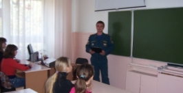 &quotПедагог в погонах&quot провел урок для школьников п. Николаевка ЕАО Пресс-служба ГУ МЧС России по ЕАО