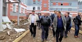 Губернатор ЕАО проинспектировал завершающееся строительство Облученской ЦРБ Департамент пресс-службы губернатора и правительства ЕАО