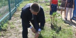 Должен ли мэр работать руками, спрашивала школьница Владимир Иващенко, ИА EAOmedia