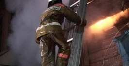 Возгорание в жилом двухэтажном доме на переулке Швейный произошло в  Биробиджане пресс-служба ГУ МЧС России по ЕАО