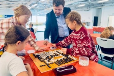 Первенство ЕАО по игре Го среди юных участников впервые прошло в Биробиджане предоставлено Вадимом Вепринским