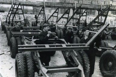 Биробиджанский обозостроительный завод. 1954 г. Госархив ЕАО