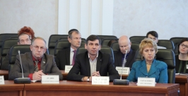 Руководители парламентских фракций www.zseao.ru