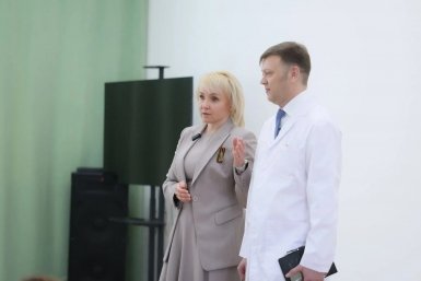 Тематическое фото канал губернатора ЕАО Марии Костюк в MАКС (18+)
