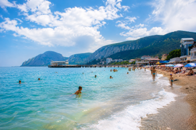 6 курортов с морем, где уже можно купаться - вода +21°C, без визы и это не Черноморское побережье