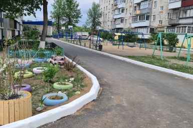 Междворовые проезды асфальтируют в Биробиджане