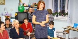 От имени родителей выступила Светлана Явиц Владимир Иващенко ИА ЕАОmedia