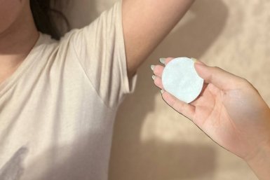 Подмышки не пахнут даже в +35: копеечный лайфхак, который реально работает