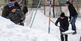 Строительство снежно-ледового городка Пресс-служба ГУ МЧС России по ЕАО