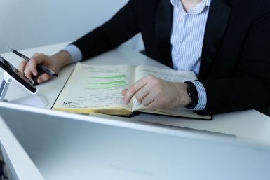 В России хотят изменить продолжительность рабочего дня