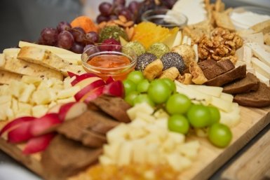 Без пакета и пленки: как хранят сыр умные люди, чтобы он оставался вкусным и не портился