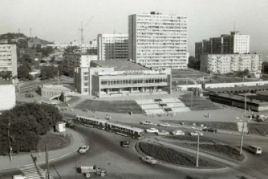 Кольцо Первой Речки,1989 г. В центре — кинотеатр &quotМосква&quot Юрий Васьковский