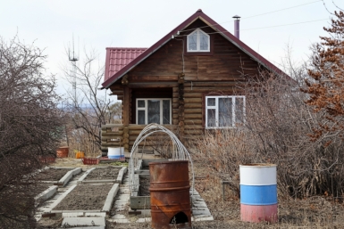 Одна ошибка осенью — дорогой ремонт весной: как подготовить дачу к холодам