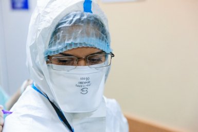 Штамм-ультрамутант коронавируса скоро может прийти в Россию