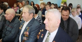 71-ю годовщину снятия блокады Ленинграда отметили в Биробиджане Владимир Иващенко, ИА ЕАОmedia